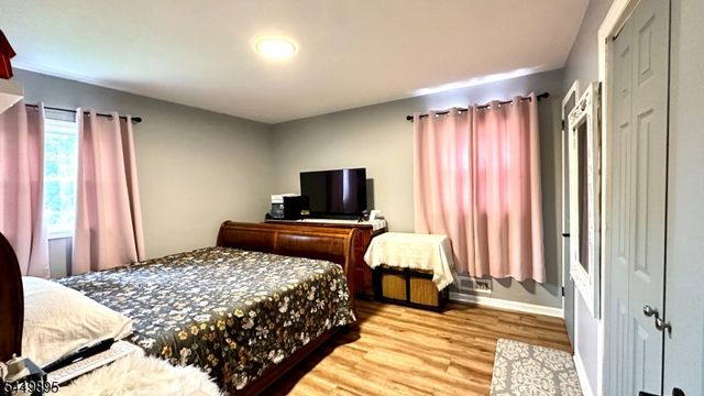 72 Valley View Rd, Hillside Twp., NJ 07205