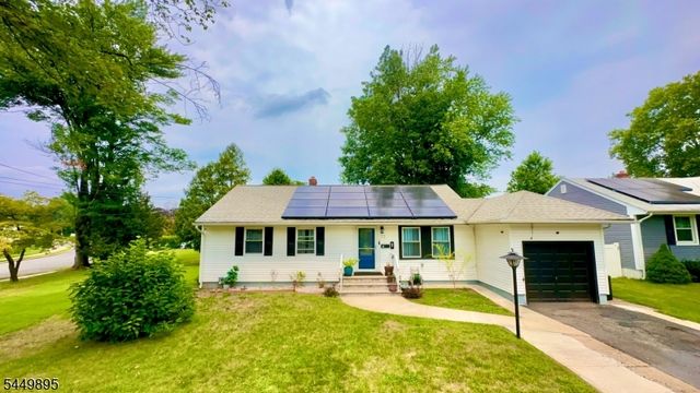 72 Valley View Rd, Hillside Twp., NJ 07205
