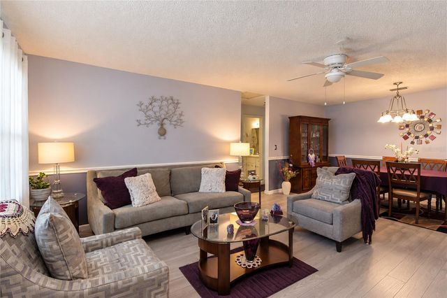 8582 SW 90TH PLACE C, Ocala, FL 34481