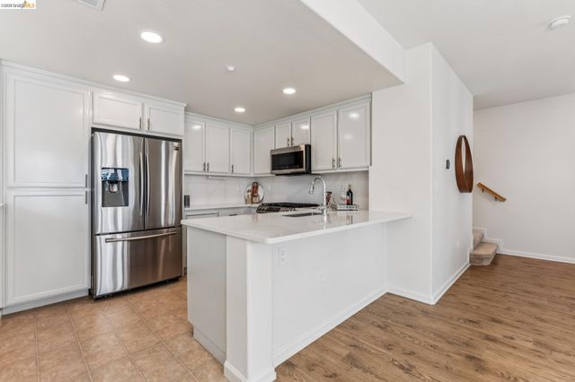 1753 Northshore Dr, Richmond, CA 94804