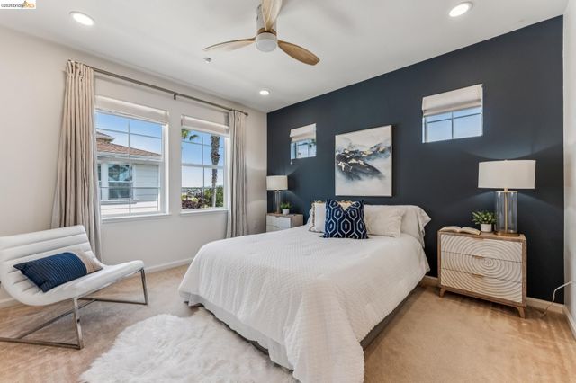 1753 Northshore Dr, Richmond, CA 94804