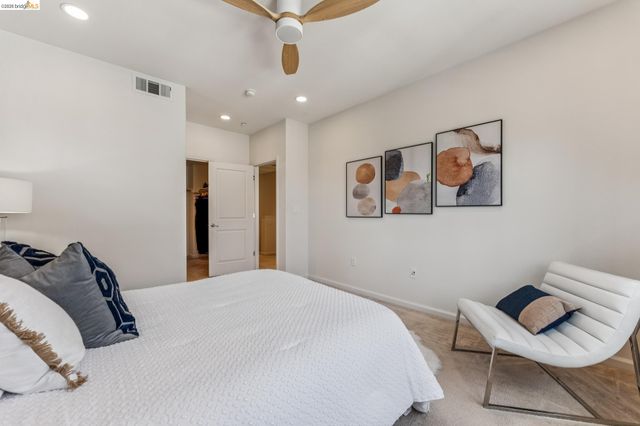 1753 Northshore Dr, Richmond, CA 94804