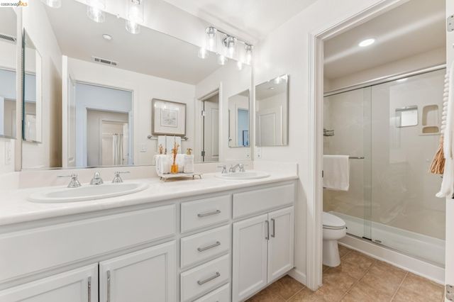 1753 Northshore Dr, Richmond, CA 94804