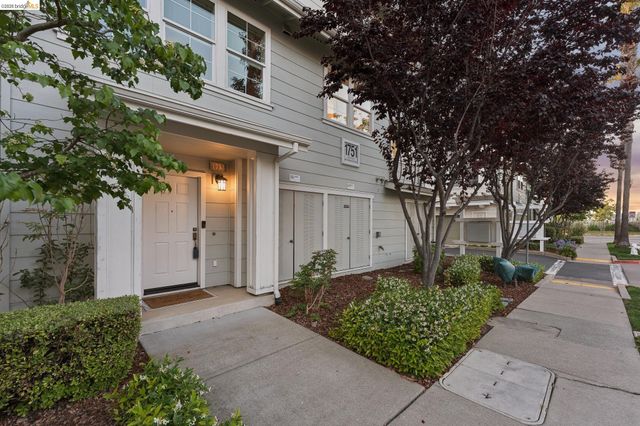 1753 Northshore Dr, Richmond, CA 94804