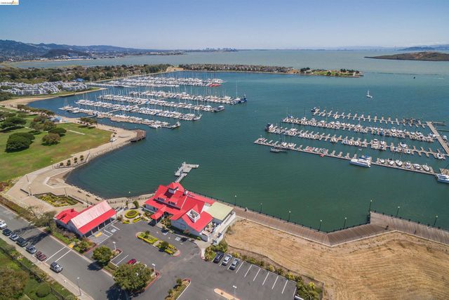 1753 Northshore Dr, Richmond, CA 94804
