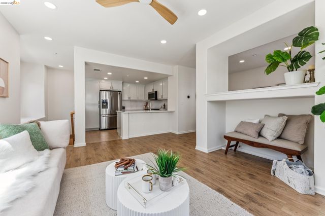 1753 Northshore Dr, Richmond, CA 94804