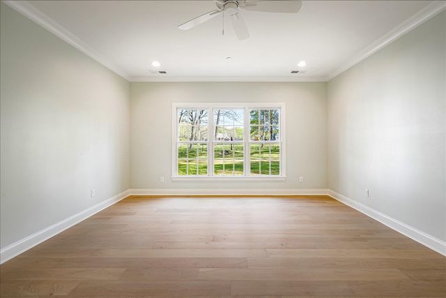 9140 CHEATHAM LN, Germantown, TN 38138