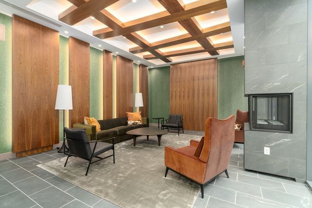 605 Concord 209ADA, Cambridge, MA 02138