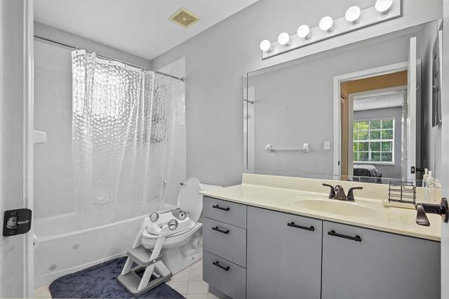 9670 Wolcott Place, Wellington, FL 33414