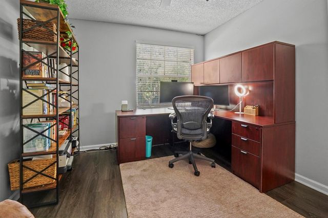9670 Wolcott Place, Wellington, FL 33414