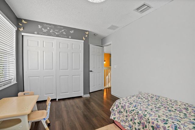 9670 Wolcott Place, Wellington, FL 33414