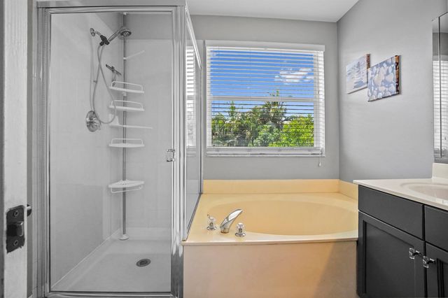 9670 Wolcott Place, Wellington, FL 33414