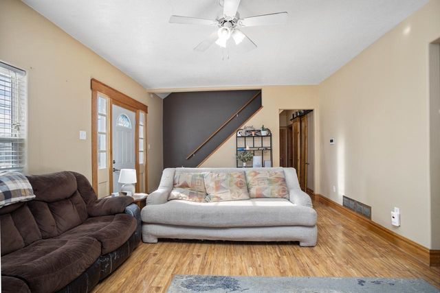 846 University Ave W, Minot, ND 58703