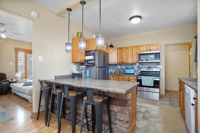 846 University Ave W, Minot, ND 58703