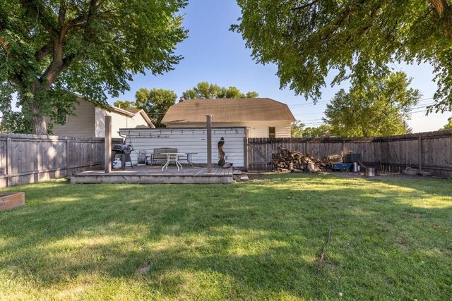 846 University Ave W, Minot, ND 58703