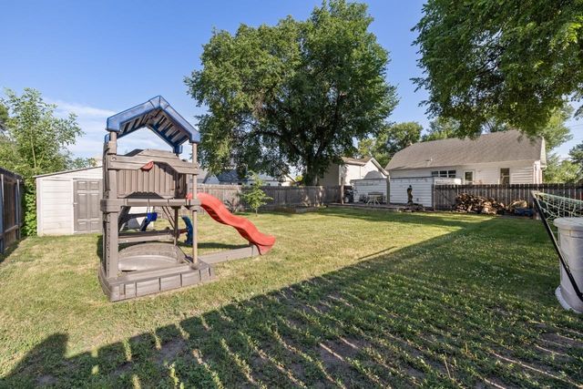 846 University Ave W, Minot, ND 58703