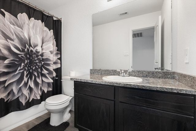 802 Road 5138, Cleveland, TX 77327