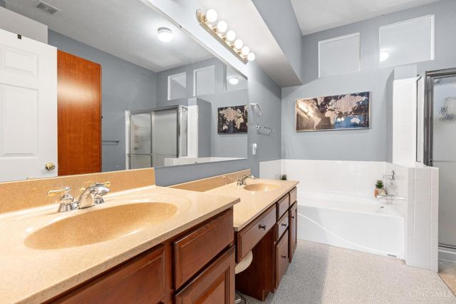 1122 Featherstone Court, Milford, OH 45150