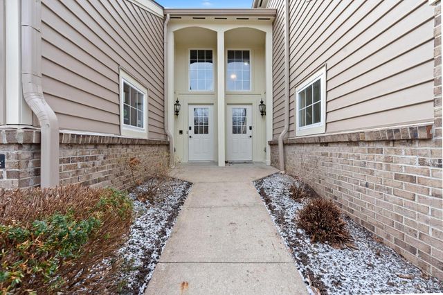 1122 Featherstone Court, Milford, OH 45150