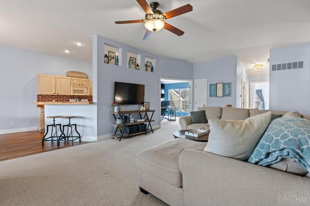 1122 Featherstone Court, Milford, OH 45150