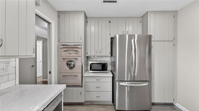 1575 W Edithia, Anaheim, CA 92802