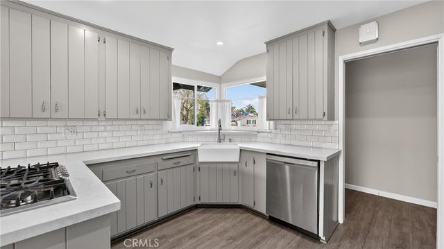 1575 W Edithia, Anaheim, CA 92802