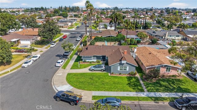 1575 W Edithia, Anaheim, CA 92802