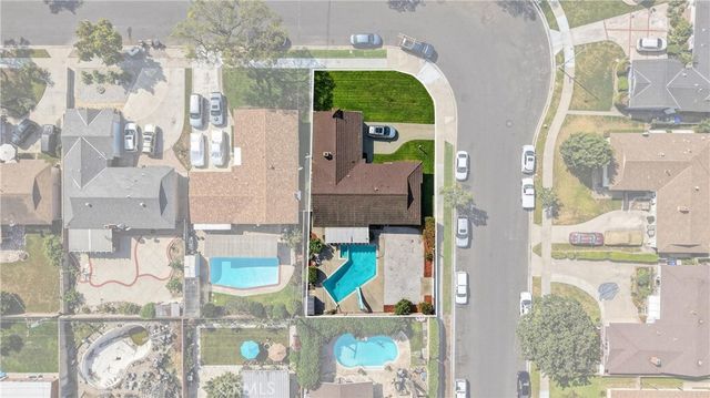 1575 W Edithia, Anaheim, CA 92802