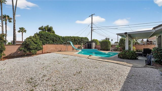 1575 W Edithia, Anaheim, CA 92802