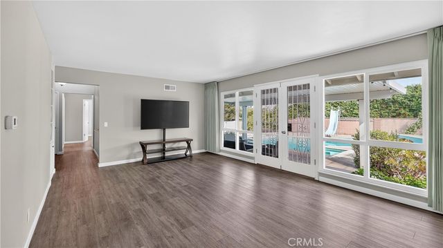 1575 W Edithia, Anaheim, CA 92802