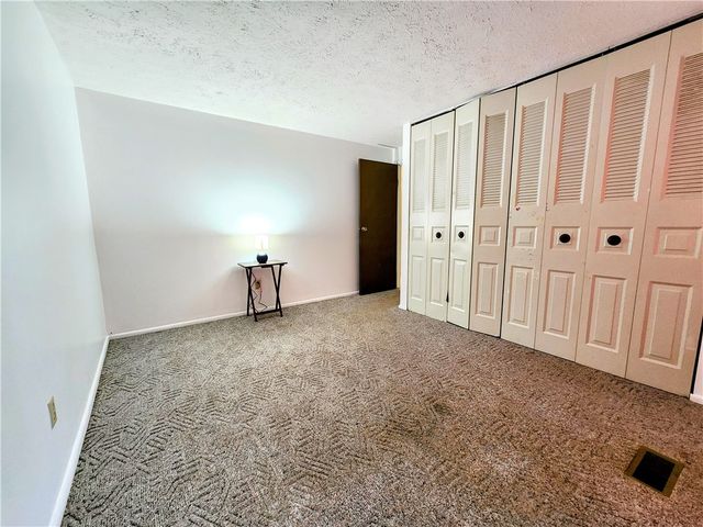 508 Countess Drive, Henrietta, NY 14586