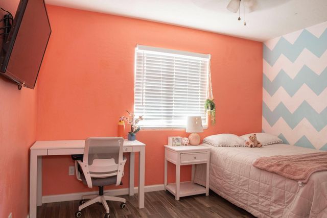 5831 E Platt Avenue, Fresno, CA 93727