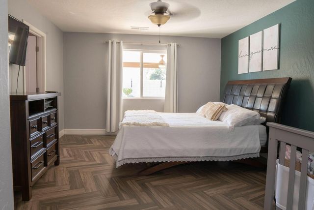 5831 E Platt Avenue, Fresno, CA 93727
