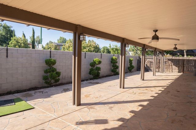 5831 E Platt Avenue, Fresno, CA 93727