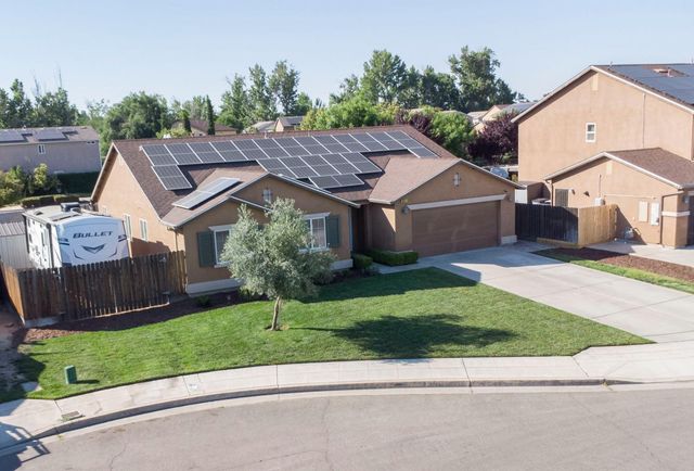 5831 E Platt Avenue, Fresno, CA 93727