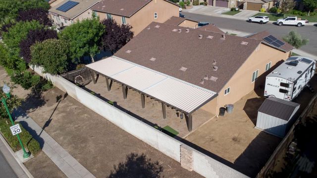 5831 E Platt Avenue, Fresno, CA 93727