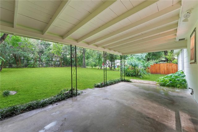 907 Barnhill Street, Brenham, TX 77833