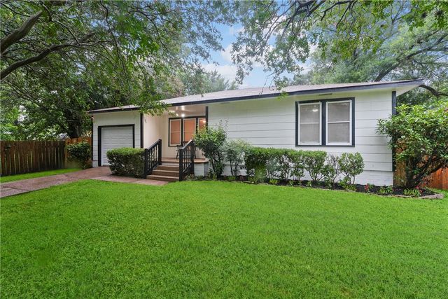 907 Barnhill Street, Brenham, TX 77833