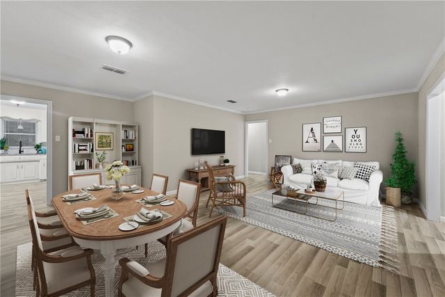 907 Barnhill Street, Brenham, TX 77833