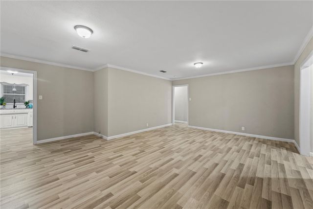 907 Barnhill Street, Brenham, TX 77833