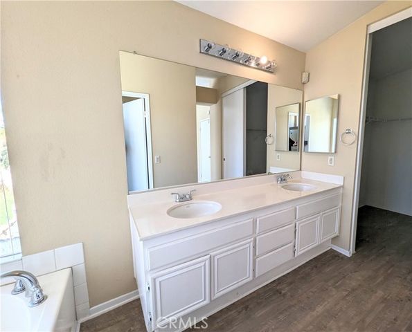 1833 Bayside Court, Hemet, CA 92545