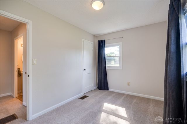 2425 Lynhurst Avenue, Dayton, OH 45420