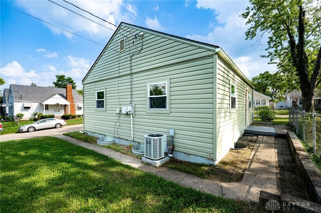 2425 Lynhurst Avenue, Dayton, OH 45420