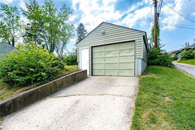 2425 Lynhurst Avenue, Dayton, OH 45420