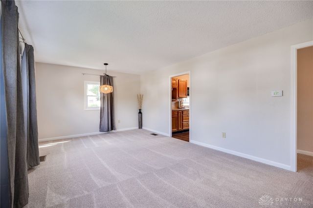 2425 Lynhurst Avenue, Dayton, OH 45420