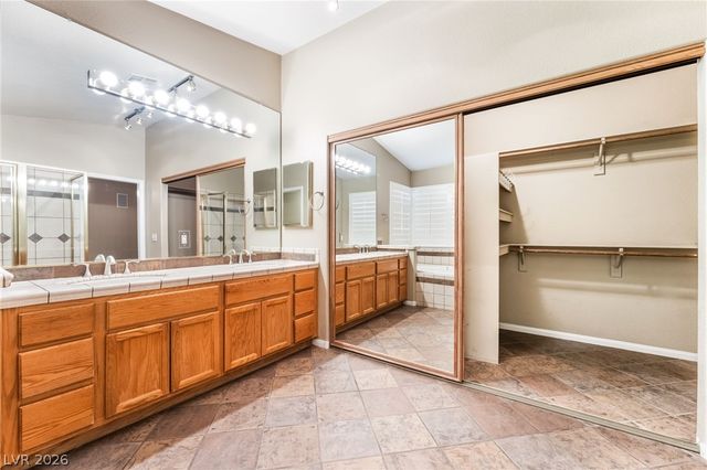 2117 White Falls Street, Las Vegas, NV 89128