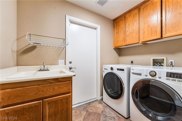 2117 White Falls Street, Las Vegas, NV 89128