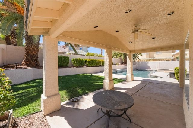 2117 White Falls Street, Las Vegas, NV 89128
