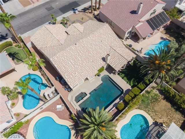 2117 White Falls Street, Las Vegas, NV 89128