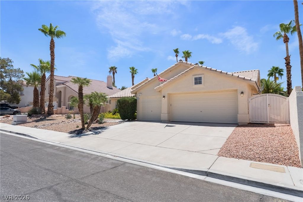 2117 White Falls Street, Las Vegas, NV 89128 — photo 5